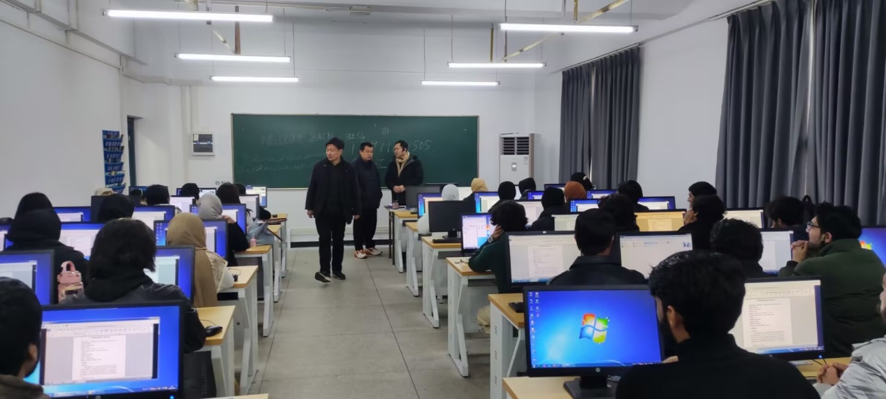 说明: D:\我的文档\Documents\Tencent Files\17177506\nt_qq\nt_data\Pic\2025-02\Ori\fdde8953fd8ee06fc17b70ca9c14c124.jpg