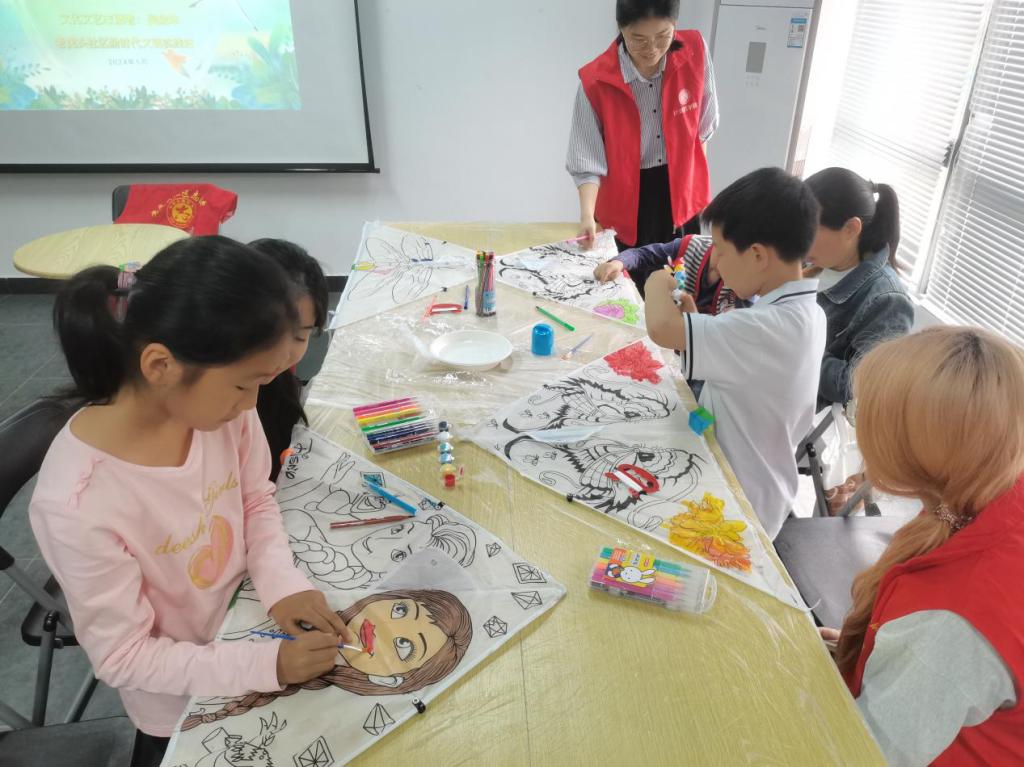 说明: http://www.hbpu.edu.cn/__local/A/83/37/C2338011698F3069847350F6141_AA1E2874_1963C.png